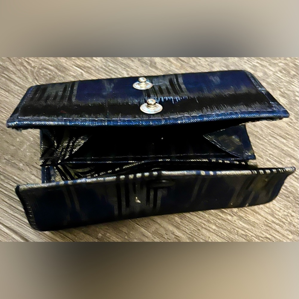 Simple Zig Zag Pattern Fabric Wallet - Multiple P… - image 5